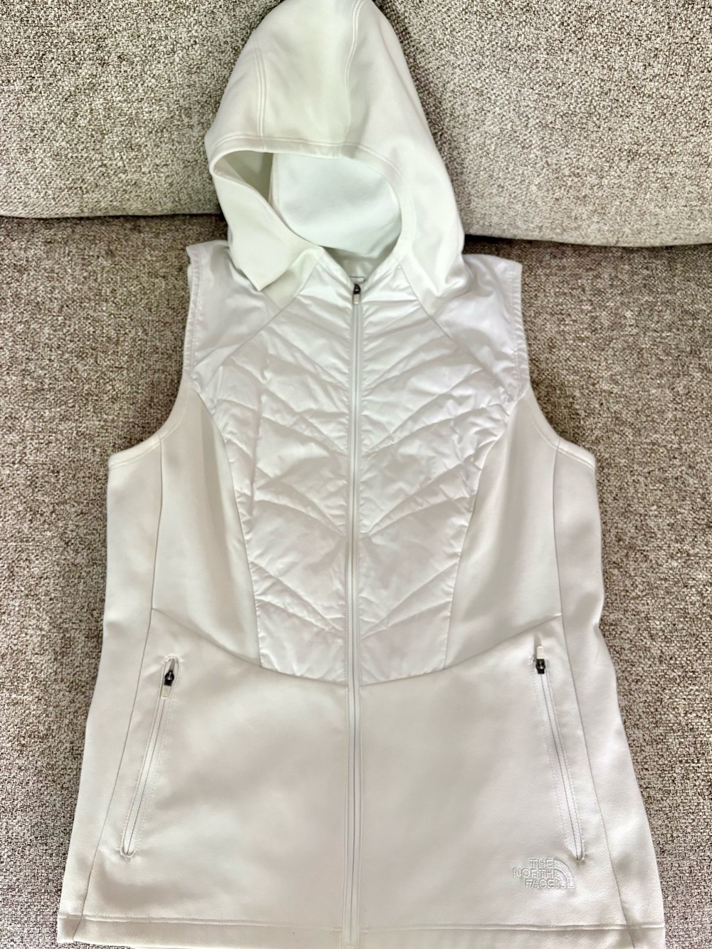 The North Face Women's Ivory Quilted Hooded Vest